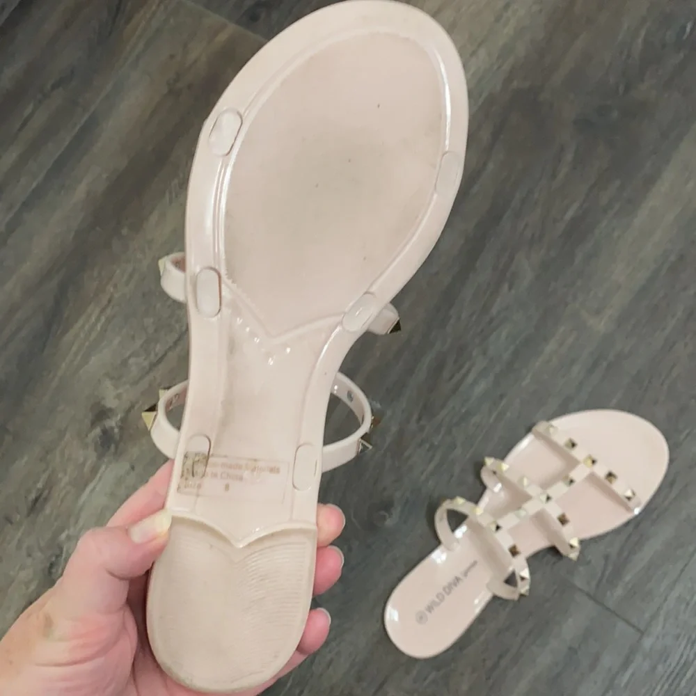 Gold stud sandals - Picture 6 of 7